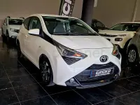 Usado Toyota Aygo X-cite 72 CV (52 kW) 2020 Blanco Utilitario