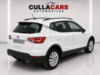 Usado Seat Arona Reference 95 CV (69 kW) 2017 Blanco SUV