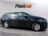 Usado Kia Ceed 136 CV (100 kW) 2020 Negro Utilitario