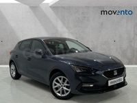 Usado Seat Leon Style 130 CV (95 kW) 2021 Gris / plata Berlina