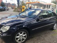 Usado Mercedes C240 Elegance 170 CV (125 kW) 2000 Azul Berlina