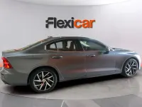 Usado Volvo S60 190 CV (139 kW) 2020 Gris Berlina
