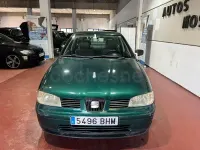 Usado Seat Cordoba Stella 68 CV (50 kW) 2001 Verde Berlina