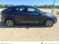 Usado Ford Focus Trend 115 CV (84 kW) 2008 Negro Berlina