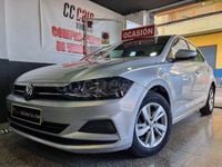 Usado VW Polo Sportline 95 CV (69 kW) 2019 Gris / plata Utilitario
