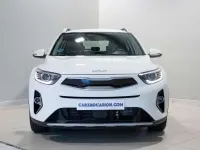Nuevo Kia Stonic 101 CV (74 kW) 2025 Blanco SUV