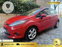 Usado Ford Fiesta Trend 68 CV (50 kW) 2009 Rojo Utilitario