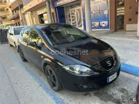 Usado Seat Leon Sport 140 CV (102 kW) 2006 Negro Utilitario