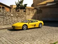 Usado Ferrari F355 381 CV (280 kW) 1995 Amarillo Coupe