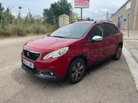 Usado Peugeot 2008 Style 100 CV (73 kW) 2018 Granate SUV