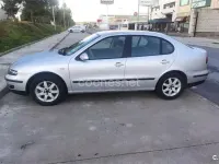 Usado Seat Toledo Stella 110 CV (80 kW) 2004 Gris / plata Berlina