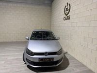 Usado VW Polo Advance 70 CV (51 kW) 2011 Gris / plata Utilitario