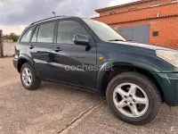 Usado Toyota RAV4 Sol 150 CV (110 kW) 2001 Verde SUV