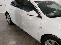 Usado Opel Insignia Selective 130 CV (95 kW) 2013 Blanco Berlina