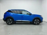 Usado Peugeot 2008 Allure 130 CV (95 kW) 2022 Azul SUV
