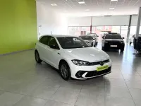 Usado VW Polo R-line 95 CV (69 kW) 2024 Blanco Utilitario