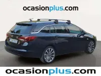 Usado Opel Astra Innovation 136 CV (100 kW) 2019 Negro Familiar