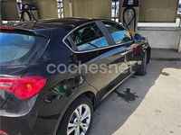 Usado Alfa Romeo Giulietta Progression 105 CV (77 kW) 2011 Negro Utilitario