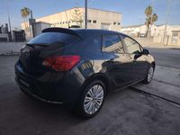 Usado Opel Astra Selective 116 HP (85 kW) 2015 Preto Citadino