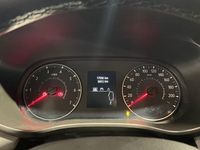 Usado Dacia Sandero Extreme 100 CV (73 kW) 2025 Verde Berlina