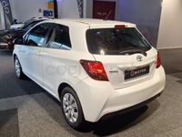 Usado Toyota Yaris City 90 CV (66 kW) 2014 Blanco Utilitario