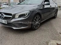 Usado Mercedes CLA220 Shooting Brake 177 CV (130 kW) 2016 Gris / plata Familiar