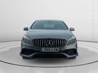 Usado Mercedes A180 Style 109 HP (80 kW) 2017 Cinzento Sedan