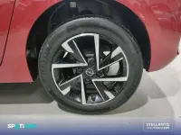 Usado Opel Corsa 111 CV (81 kW) 2025 Rojo Utilitario