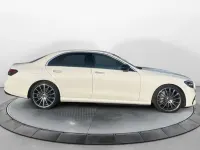 Usado Mercedes E400 AMG 330 CV (242 kW) 2023 Blanco Berlina