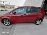 Usado Seat Altea Reference 105 CV (77 kW) 2009 Burdeos Monovolumen