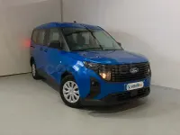Usado Ford Tourneo Courier Trend 125 CV (91 kW) 2025 Azul Monovolumen