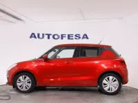 Usado Suzuki Swift 90 CV (66 kW) 2018 Granate Utilitario