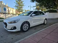 Usado Hyundai i30 95 CV (69 kW) 2018 Blanco Berlina