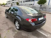 Usado Honda Accord Executive 150 CV (110 kW) 2010 Gris / plata Berlina