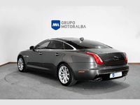 Usado Jaguar XJ Premium Luxury 275 CV (202 kW) 2016 Gris Berlina