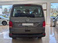 Usado VW Caravelle 110 CV (80 kW) 2021 Gris / plata Monovolumen