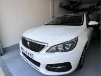 Usado Peugeot 308 Business-Line 100 CV (73 kW) 2018 Blanco Berlina