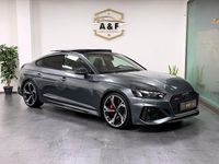 Usado Audi RS5 Sportback Competition 450 CV (330 kW) 2022 Gris / plata Berlina