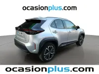Usado Toyota Yaris Cross Style 130 CV (95 kW) 2024 Gris SUV