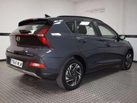 Usado Hyundai Bayon 84 CV (61 kW) 2023 Gris SUV