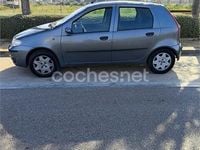 Usado Fiat Punto Dynamic 60 CV (44 kW) 2005 Gris / plata Utilitario