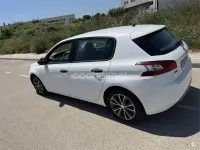Usado Peugeot 308 Access 110 CV (80 kW) 2015 Blanco Berlina