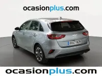Usado Kia Ceed 101 CV (74 kW) 2025 Gris Utilitario