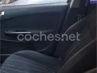 Usado Opel Corsa Cosmo 90 CV (66 kW) 2009 Gris / plata Utilitario