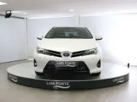 Usado Toyota Auris Hybrid Advance 136 CV (100 kW) 2013 Blanco Utilitario
