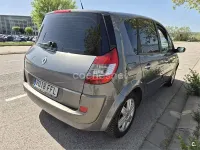 Usado Renault Scenic E-Tech Exception 105 CV (77 kW) 2006 Azul Monovolumen