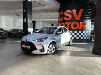 Usado Mazda 2 Center-Line 116 CV (85 kW) 2023 Gris Utilitario