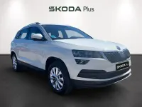 Usado Skoda Karoq Ambition 110 CV (80 kW) 2021 Blanco SUV