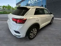 Usado VW T-Roc Advance 110 CV (80 kW) 2022 Blanco SUV