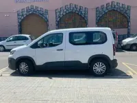 Usado Peugeot Rifter Access 102 CV (75 kW) 2020 Blanco Monovolumen